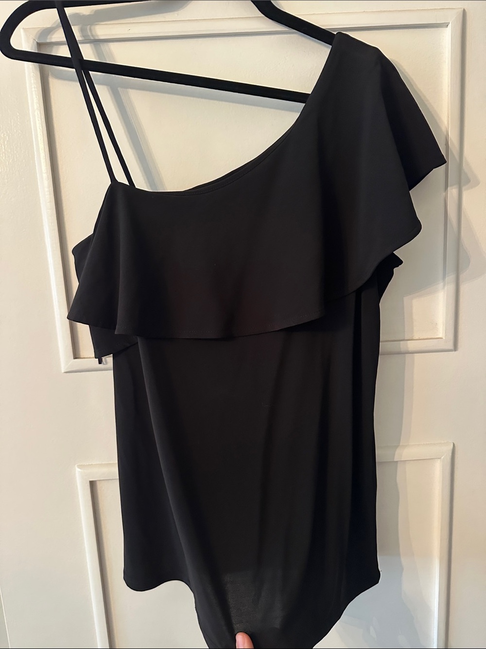 One-Shoulder Black Ruffle Blouse - Picture 3 of 3